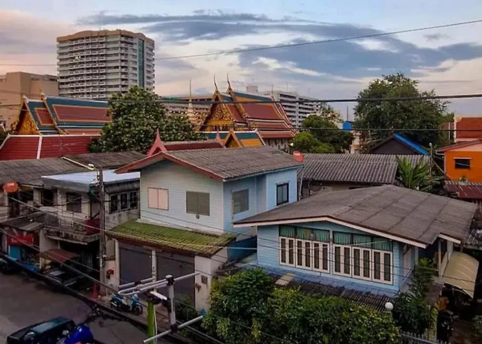 Baan Farang Bangkok